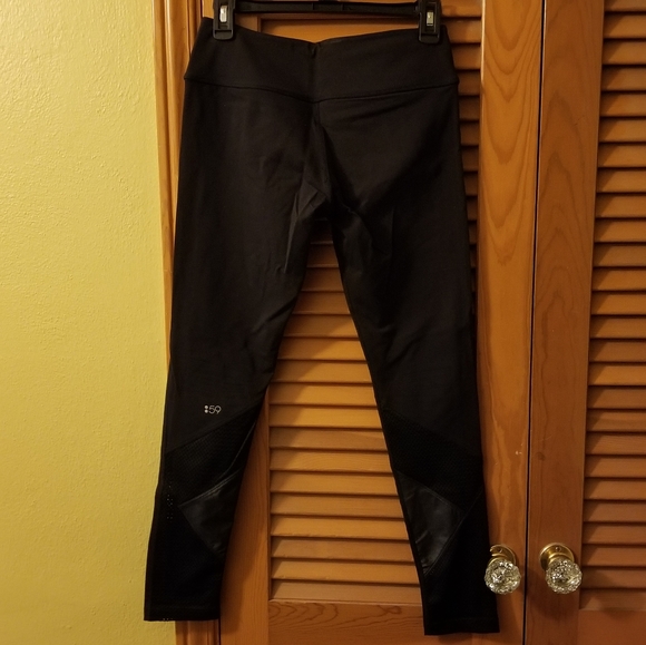 Black Leggings Mid Rise Splits59 Medium - Picture 3 of 5